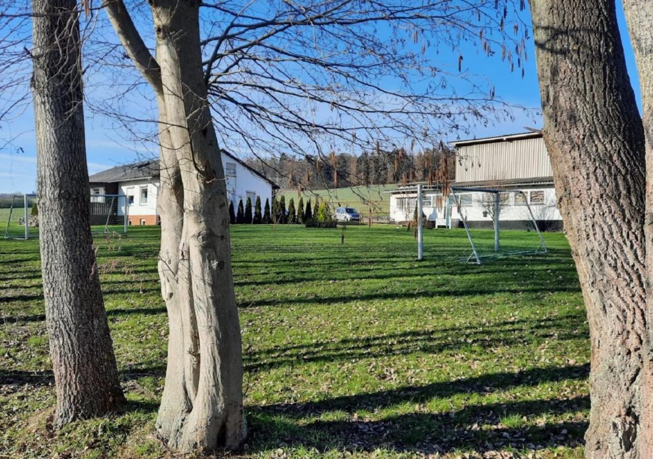 Exklusive Naturoase Direkt Am Ars Natura Wanderweg Mit Panoramablick Auf Melsungen Exterior photo